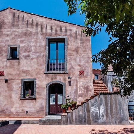 Gli Iris Apartments By Wonderful Italy Linguaglossa Bagian luar foto