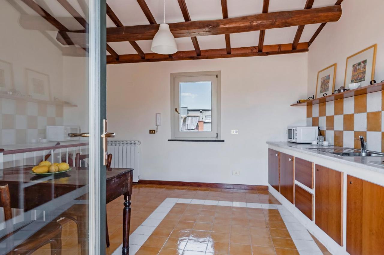 Gli Iris Apartments By Wonderful Italy Linguaglossa Bagian luar foto
