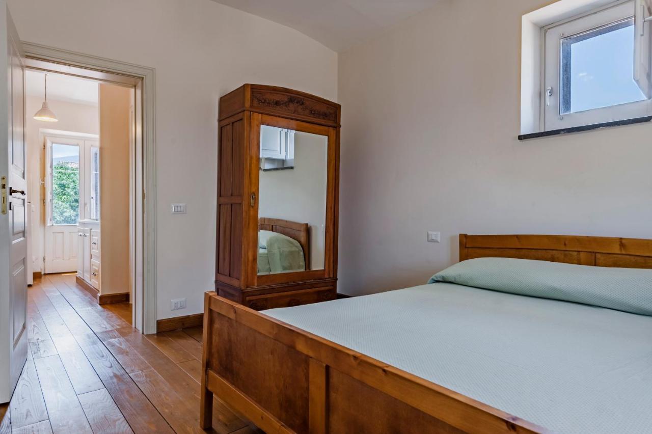 Gli Iris Apartments By Wonderful Italy Linguaglossa Bagian luar foto